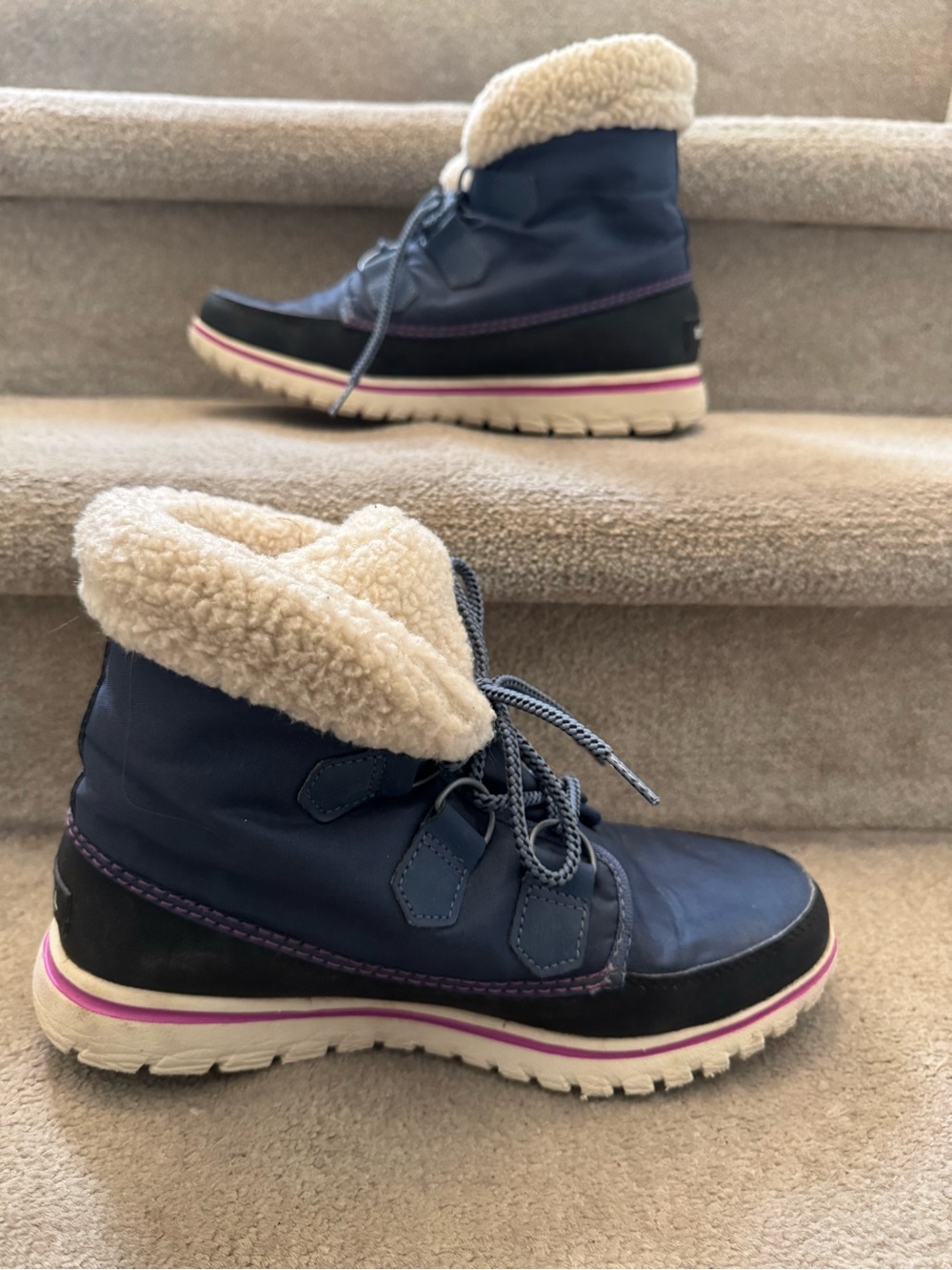 Sorel Navy and Cream Sherpa-Lined Winter Lace-Up Boots